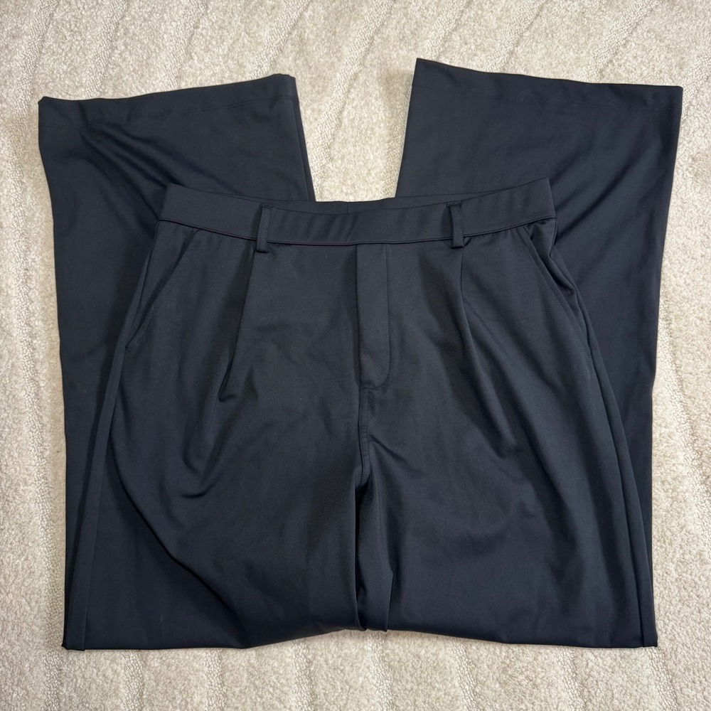 NWOT Halara Black Wide Leg Pleated Trouser Dress Pant L Regular stretchy